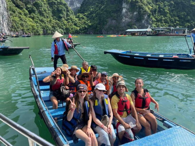 Ha Long Bay: Luxury Day Cruise, Caves, Kayak & Buffet Lunch - Booking and Reservations