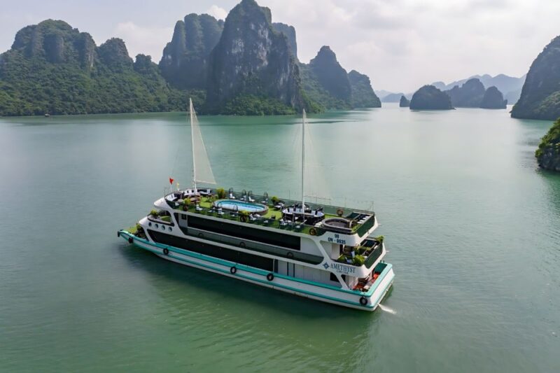 Ha Long Bay Luxury Tour Swimming Pool 7.5 Hour Itinerary - Amenities and Facilities of the Cruise