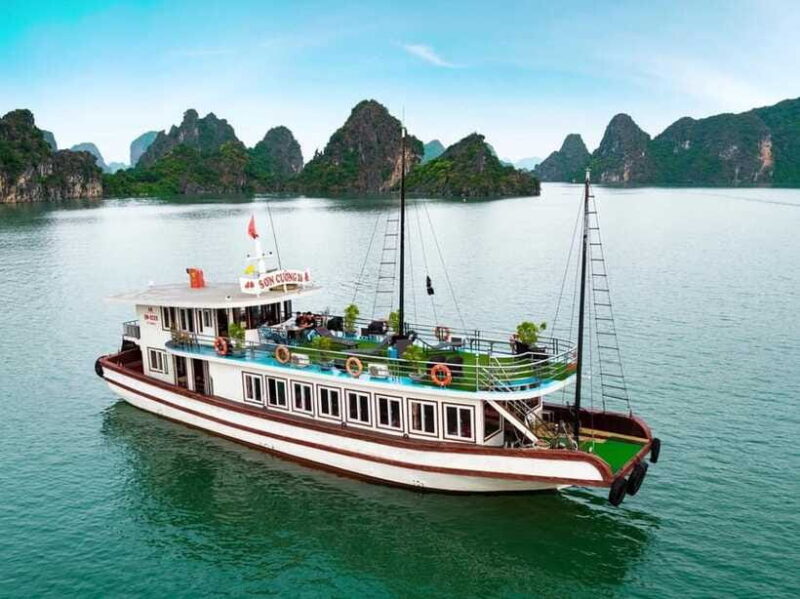 Ha Long Bay Small Deluxe Cruise Day Trip With Kayak & Lunch - What to Bring and Restrictions
