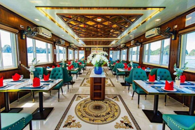 Ha Long Luxury Cruise With Kayaking, Swimming and Lunch - Adventuring Through Luon Cave