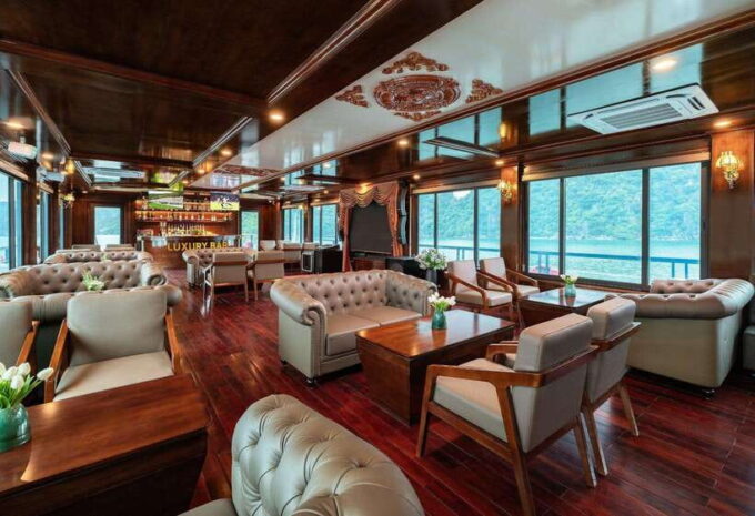 Ha Long Tour on 5-Star Cruise (Route 2: Big-Small Group Bus) - Meals