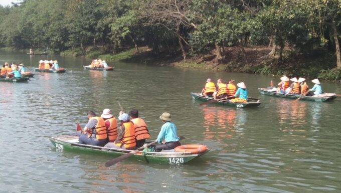 Ha Noi - 3 Days Ninh Binh -Ha Long Bay 5 Star Luxury Cruise - Delectable Dining Options