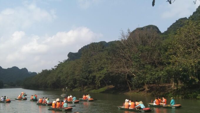 Ha Noi - 3 Days Ninh Binh -Ha Long Bay 5 Star Luxury Cruise - Knowledgeable Local Guides