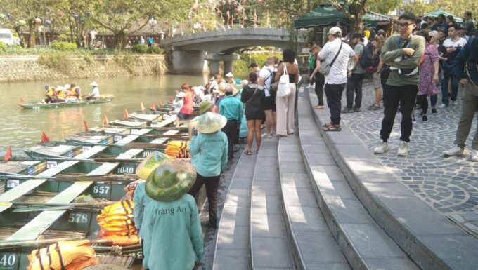 Ha Noi - 3 Days Ninh Binh -Ha Long Bay 5 Star Luxury Cruise - Frequently Asked Questions