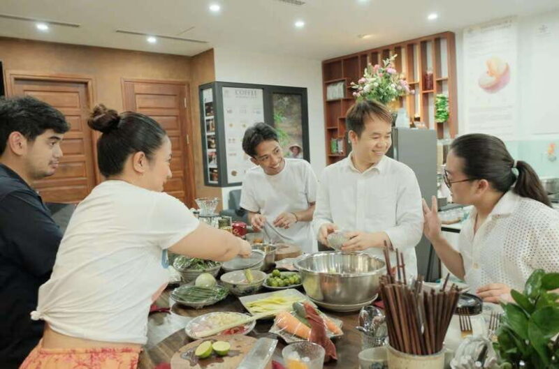 Ha Noi Cooking Class: Local Market Tour - Local Wet Market Tour