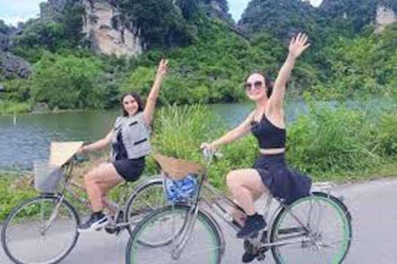 HA NOI: EXPLORE HOA LU – CYCLING - TRANG AN 1 DAY TRIP - Afternoon Exploration