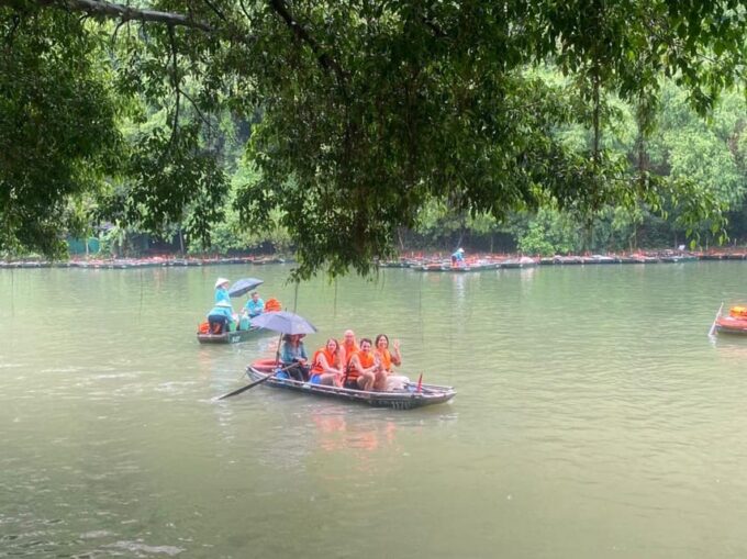 HA NOI: HOA LU - TAM COC - MUA CAVE - 1 DAY TRIP BY LIMOUSINE - Reserve Now, Pay Later
