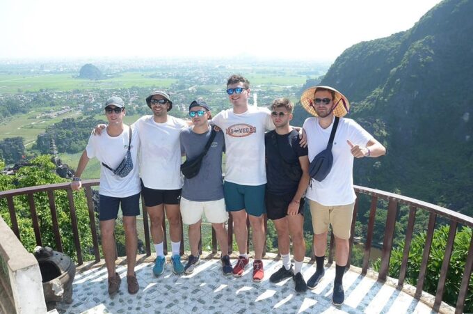 HA NOI: HOA LU - TRANG AN - MUA CAVE DAY TRIP BY LIMOUSINE - Dress Code and Accessibility