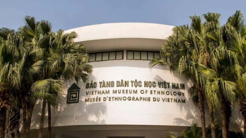 Ha Noi Luxury City Half Day Tour_Morning - Ho Chi Minh Complex