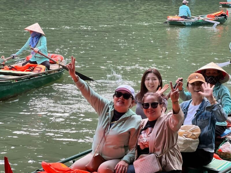Ha Noi: Ninh Binh 2 Days/ Small Group/ Boat Trip & Kayaking - Cultural Exploration