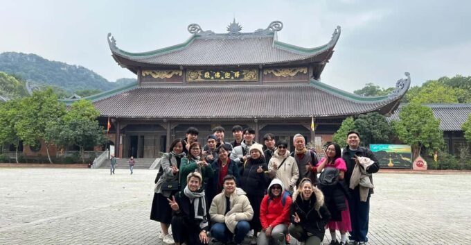 Ha Noi: Ninh Binh/ Bai Dinh -Trang An/ Small Group/ Limosine - Trang An Boat Trip