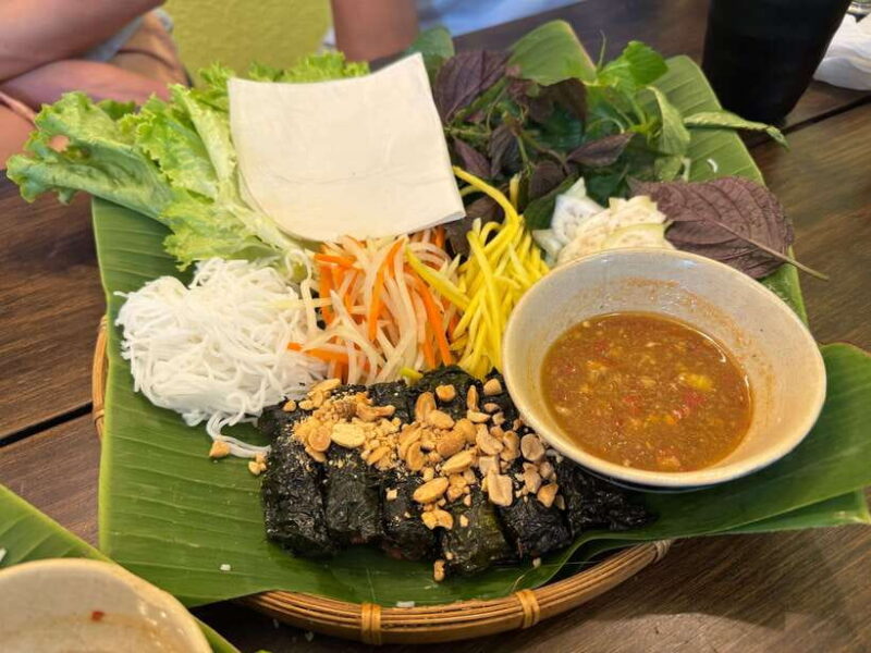 Ha Noi Street Food Adventure Tour With Local Students - Exploring Hanois Old Quarter and Hoan Kiem Lake