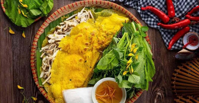 Ha Noi Tasting Street Food Tour and Train Street - Flexible Booking