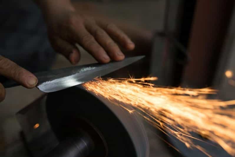Ha Noi: Traditional Knife Making in Blacksmith Village - Traditional Forging Processes