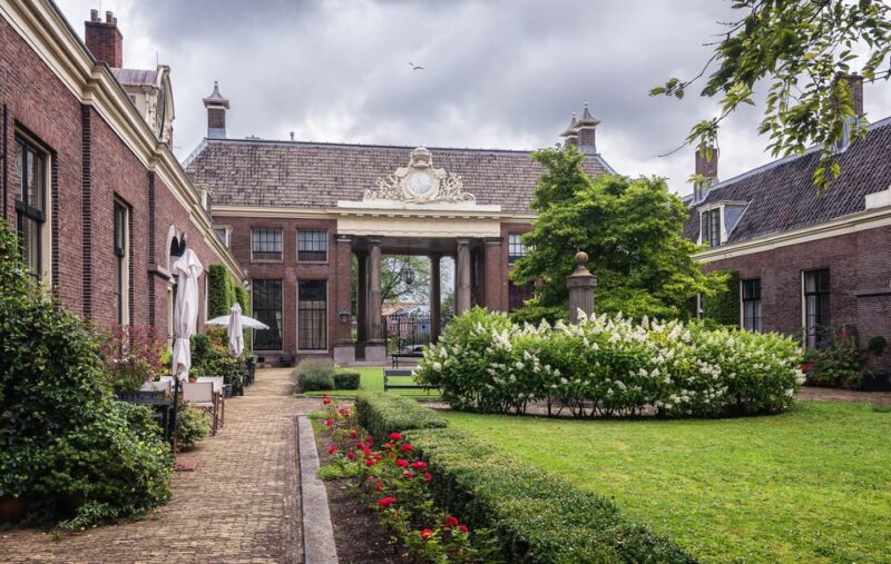 Haarlem Highlights Bike Tour - Key Points