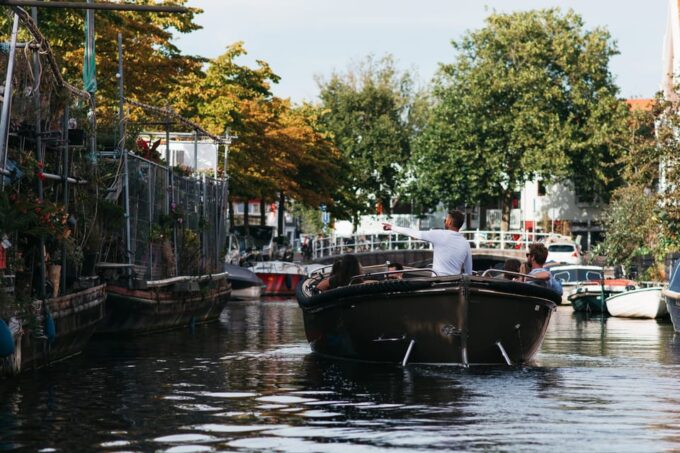 Haarlem: Open Boat Canal Tour in the Historical City Center - Cancellation Policy