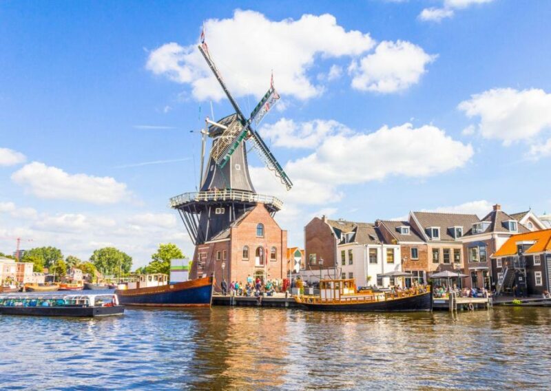 Haarlem: Sightseeing Canal Cruise Through the City Center - Booking Information