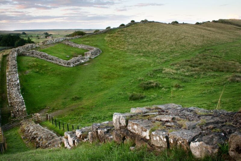 Hadrians Wall: 2-Hour Guided Tour - Key Points