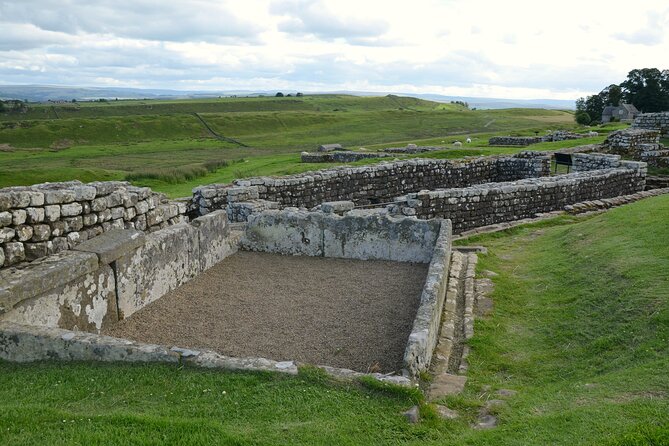 Hadrians Wall: a Self-Guided Audio Tour Along the Ruins - Feedback and Ratings
