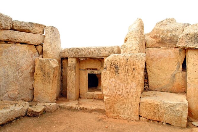 Hagar Qim Temple (Unesco), Limestone Heritage & Marsaxlokk Market Guided Tour - Key Points