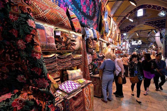 Hagia Sophia, Blue Mosque & Grand Bazaar Half-Day Tour of Istanbul - Schedule and Logistics