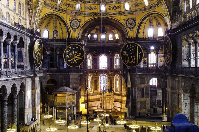 Hagia Sophia, Blue Mosque Plus Grand Bazaar in Istanbul - Exploring Hagia Sophia