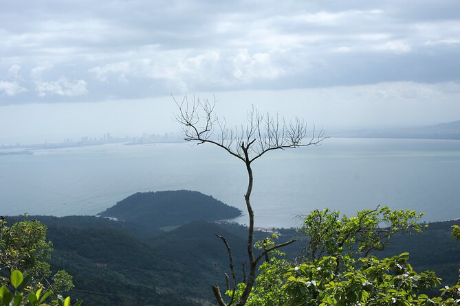 HAI VAN PASS ADVENTURE (Full-Day Private on Motorcycles) - Scenic Hai Van Pass