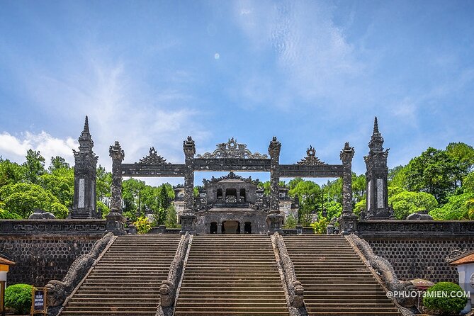 Hai Van Pass and Hue City Sites Deluxe Small Group Tour - Entrance Fees and Meals