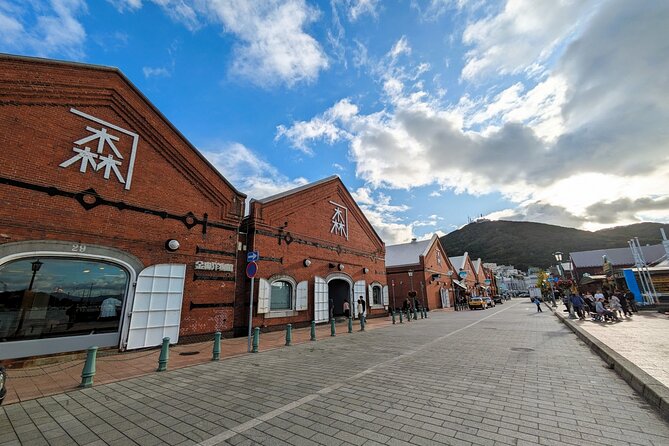 Hakodate Food and Exploration Tour With Private Guide - Key Points