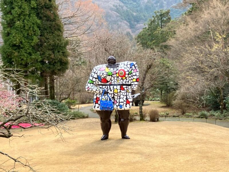 Hakone Day Tour to View Mt Fuji After Experiencing Japanese Wooden Culture - Taking in Japanese Wooden Artistry