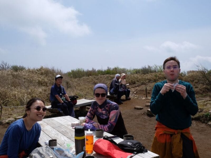 Hakone: Traverse the Hakone Caldera and Enjoy Onsen - Transportation and Meeting Point