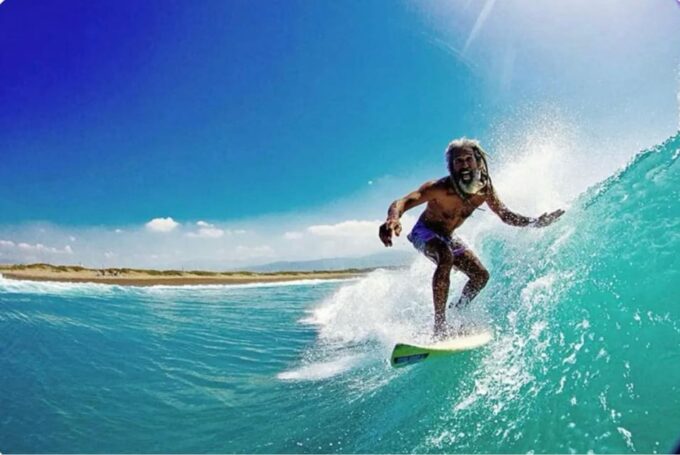 Hakuna Matata Airport Transfer & Tour - Group Size and Capacity