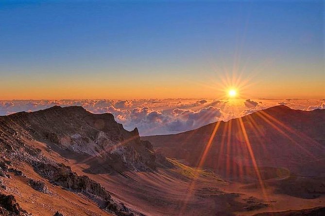 Haleakala Classic Vehicle Sunrise Tour With Breakfast - Tour Details