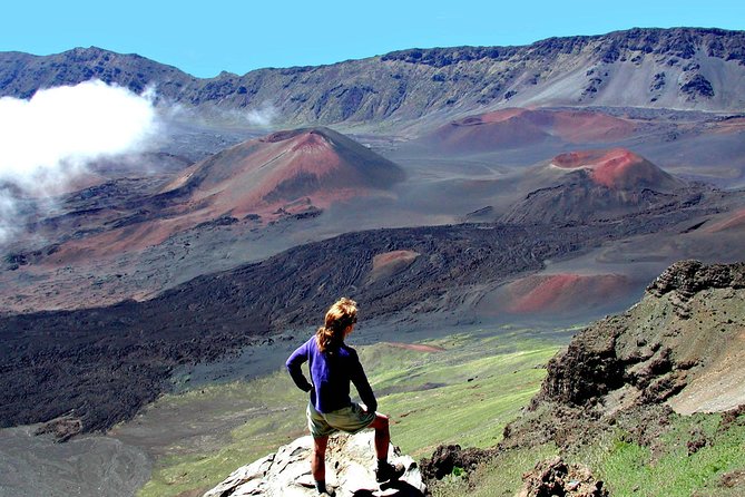 Haleakala Crater Hiking Experience - Exploration of the Crater