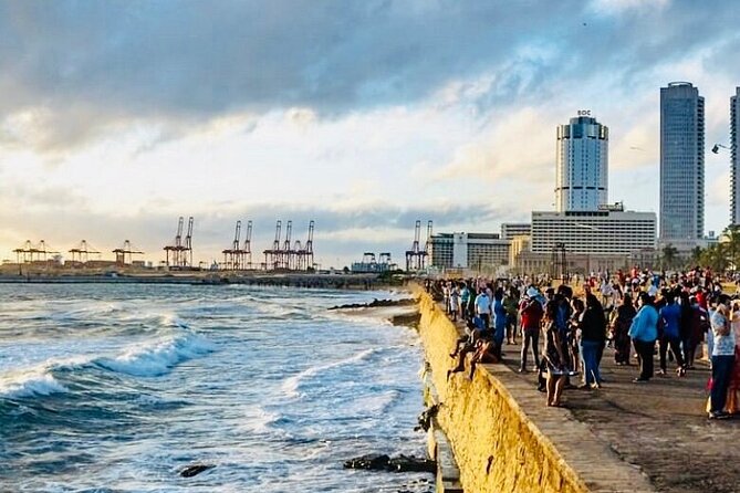 Half-Day 4HRS Private Colombo City Tour With Friendly Chauffeur - City Highlights