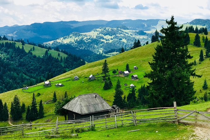Half-Day 4x4 Tour in the Eastern Carpathians - Gyimes Valley
