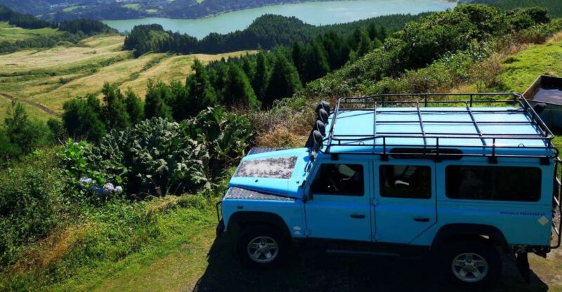 Half-Day 4X4 Tour Sete Cidades. off the Beaten Track. - Meeting Information
