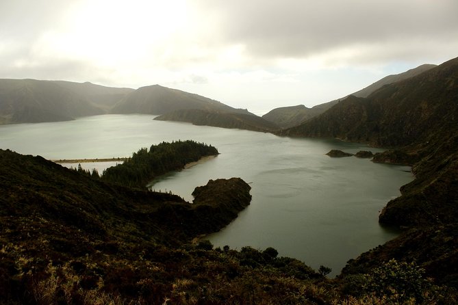 Half-Day 4x4 Tour to Lagoa Do Fogo - Good To Know