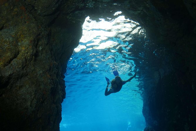 Half Day Amalfi Coast Boat and Snorkeling Tour in Small Group - Inclusions and Amenities