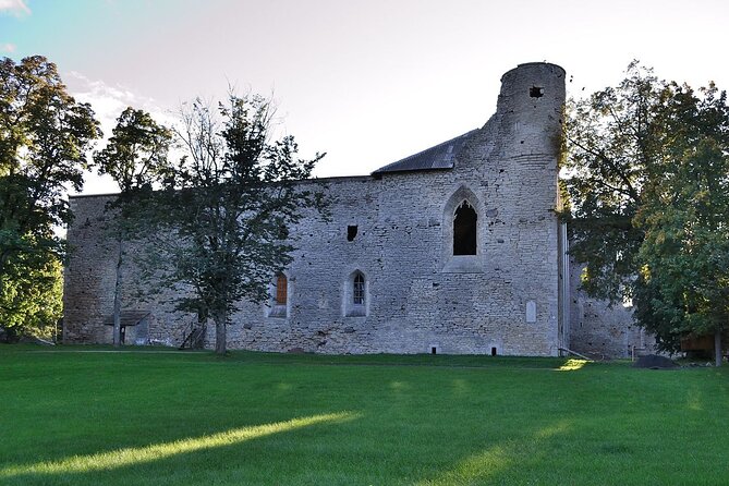 Half-day Ancient Ruins and Castles: Von Glehn Park, Padise, Rummu - Meeting Point and Duration