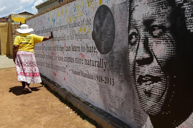 Half Day Apartheid Museum Tour - Highlights of the Museum