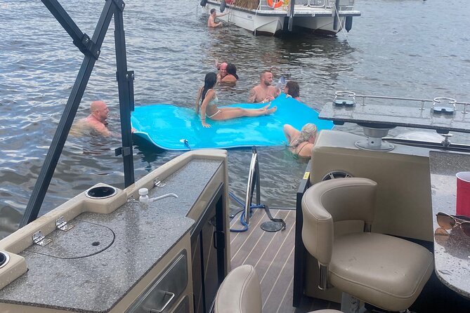Half Day Aqua Patio Party Pontoon 1-6 People - Accessibility and Participation
