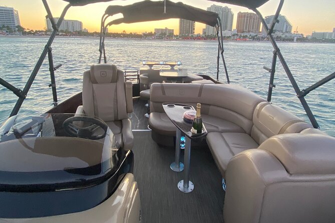 Half-Day Aqua Patio Rental in Fort Lauderdale 7 to 11 People - Included Amenities