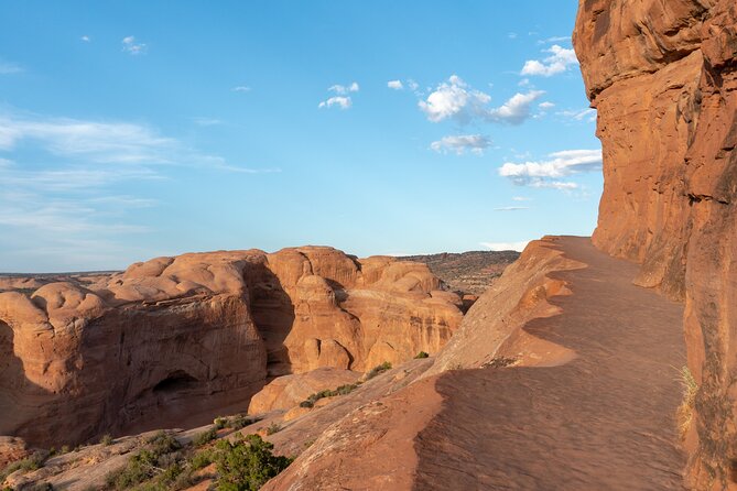 Half Day Arches 4x4 With Delicate Arch Hike - Booking Information