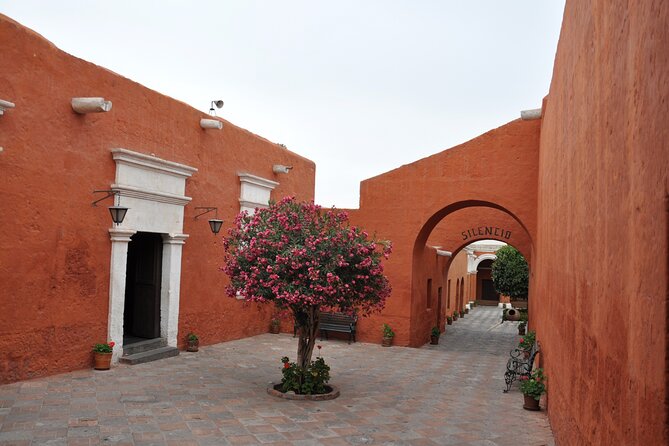 Half-Day Arequipa Private City Tour Including Santa Catalina Monastery - The Santa Catalina Monastery