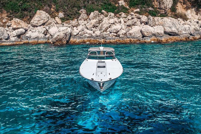 Half Day Around Capri by Itama 38 Speedboat - Knowledgeable and Attentive Guide