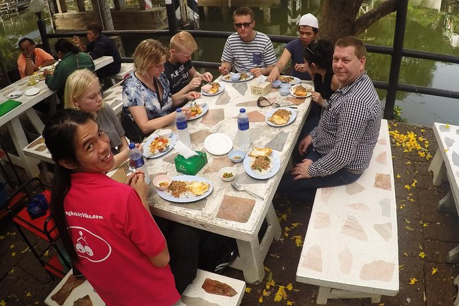 Half-Day Bangkok Bike Tour Including Lunch - Dress Code and Footwear