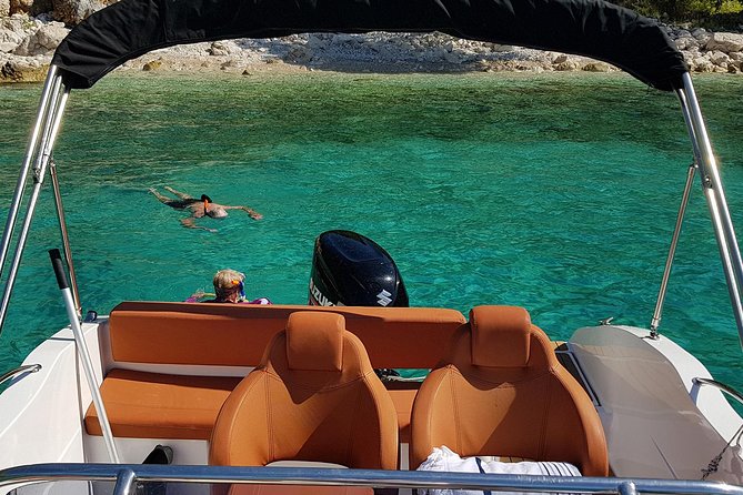 Half-Day Best Beaches & Bays Private Speed Boat Tour - Included in Tour