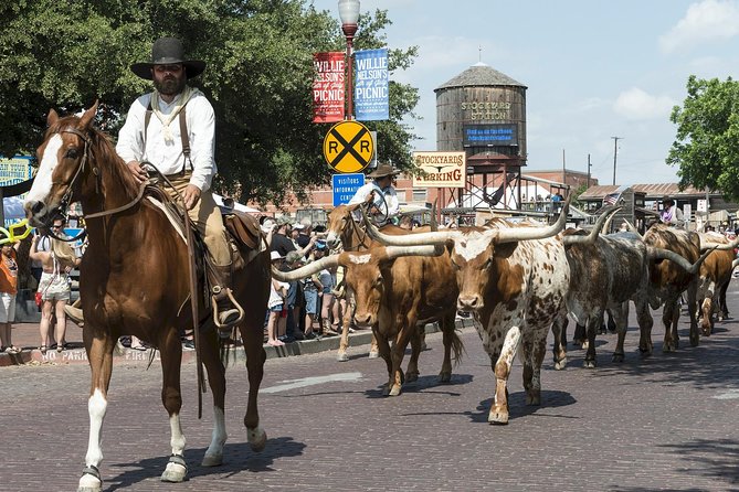 Half-Day Best of Fort Worth Historical Tour With Transportation From Dallas - Cowboy Trading Post Visit