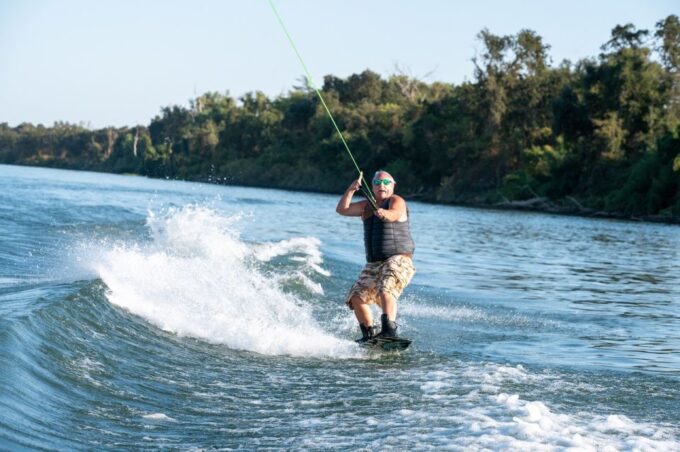Half Day Boarding Experience Wakeboard,Wakesurf,or Kneeboard - Private Group Experience